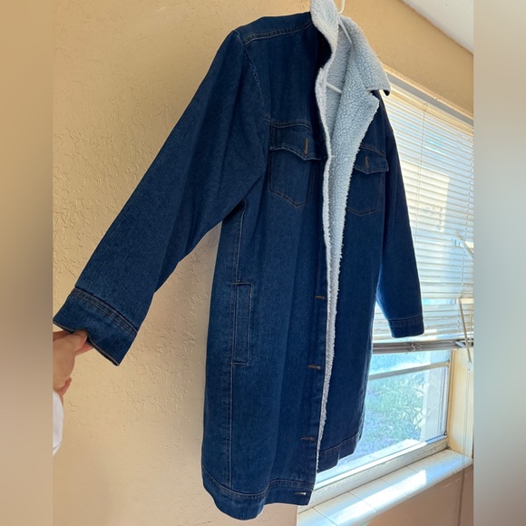 Jacket - Picture 3 of 4